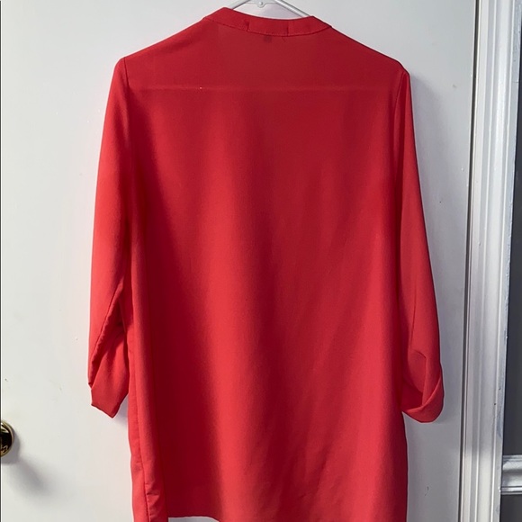 Gibson coral pink blouse large button sleeve - Picture 5 of 5